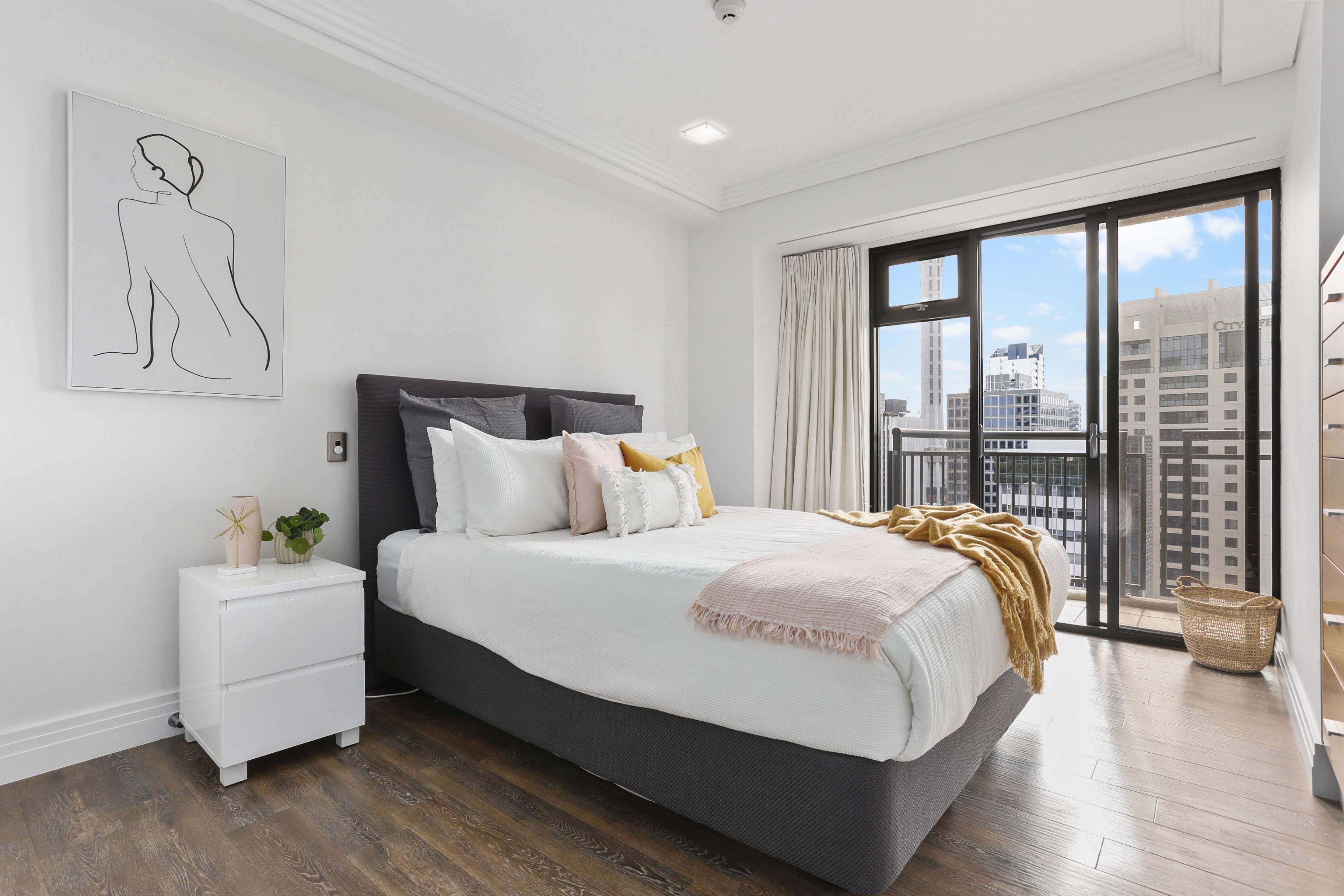 Stylish Sophisticated Views with Carpark - by Urban Butler