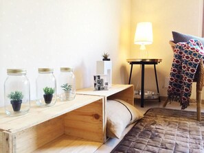 Private Vacation Home | Desk, blackout drapes, iron/ironing board, free WiFi - nid Shimanouchi House (Osaka)
