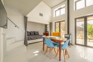 Maison Design, vue mer | Coin séjour | TV connectée