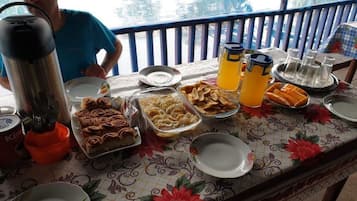 Free daily local cuisine breakfast