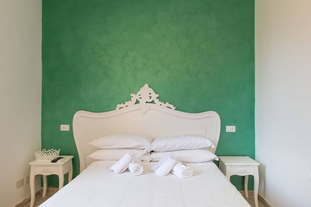 Suite, Sea View