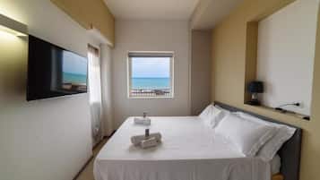 Soundproofing, free WiFi, bed sheets