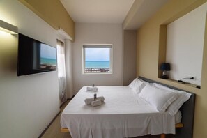 Soundproofing, free WiFi, bed sheets - Affittacamere Sunset (Rome)