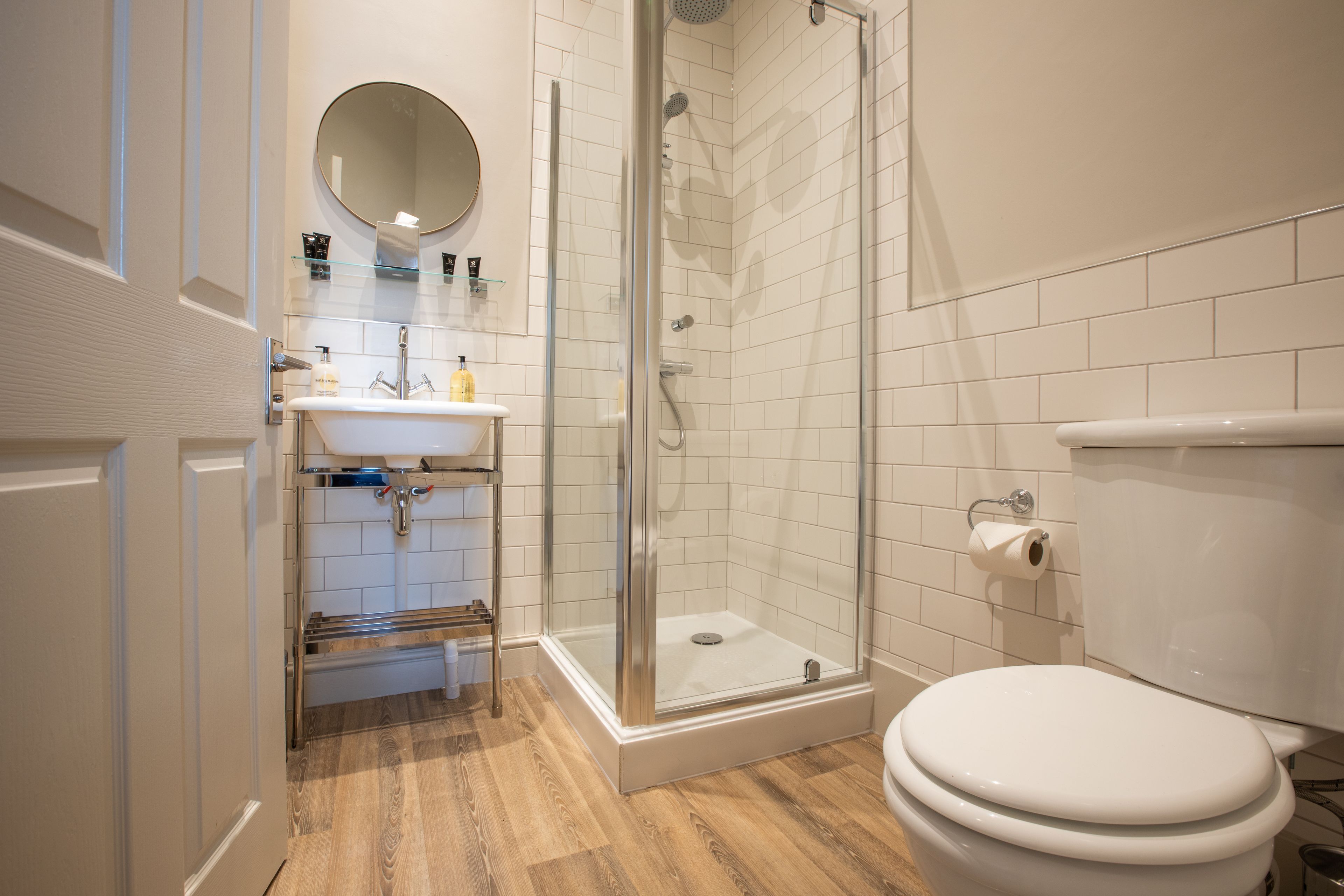 Habitación individual | Regadera en el baño