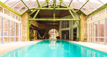 Chic holiday home with pool
