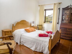 3 bedrooms, WiFi