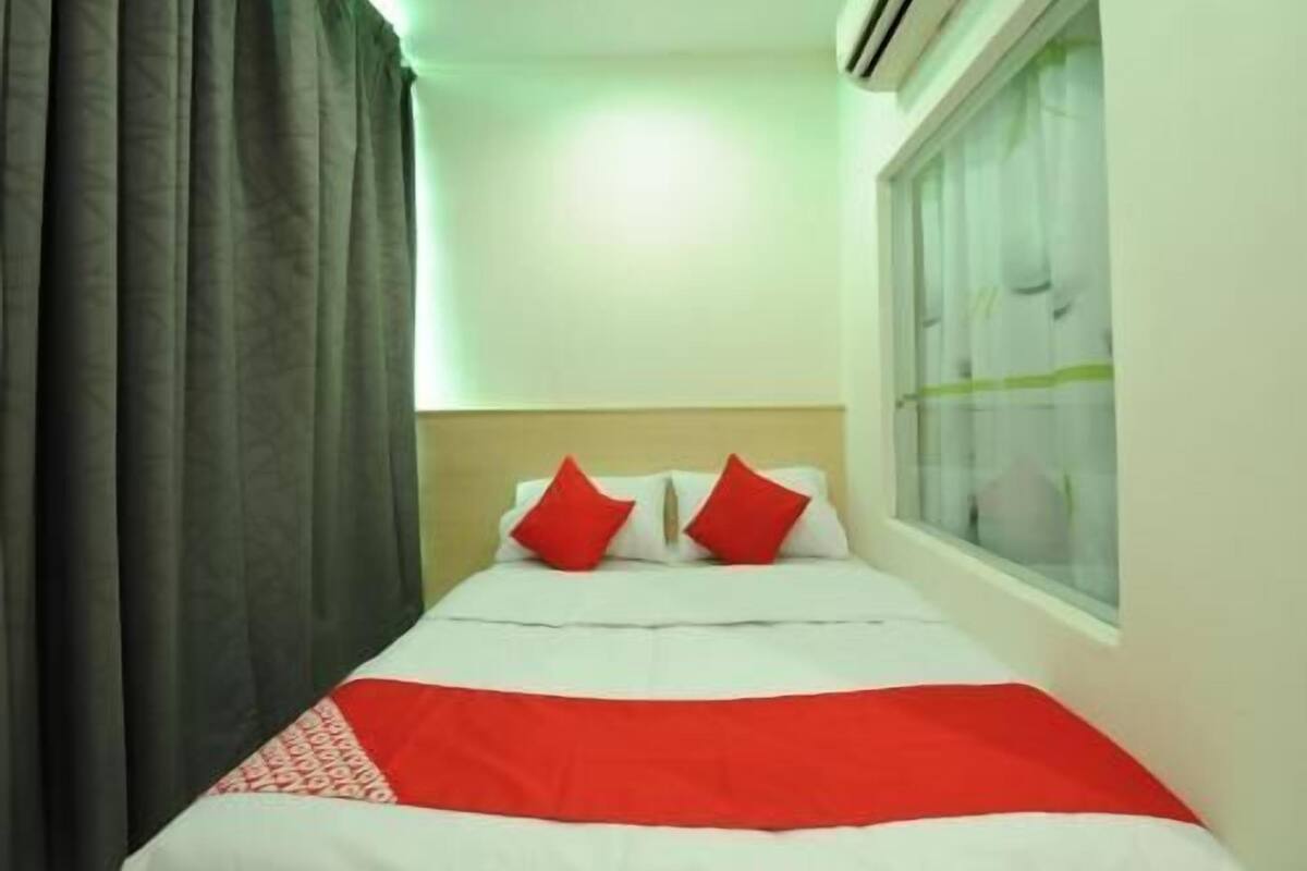 Desk, iron/ironing board, free WiFi, bed sheets