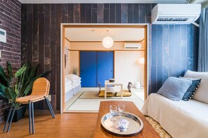 Habitación (702) | Escritorio, wifi gratis y ropa de cama 