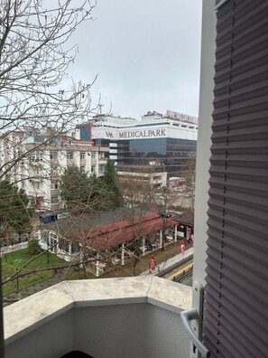 Standard Triple Room | Terrace/patio - Medi Hotel (Atakum)