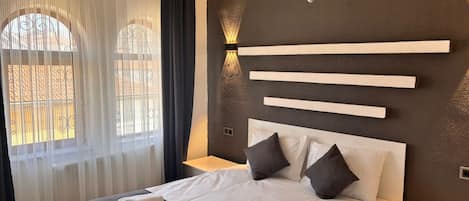 Comfort-Zimmer, 1 Schlafzimmer, Nichtraucher, Stadtblick | 1 Schlafzimmer, Schreibtisch, schallisolierte Zimmer, kostenloses WLAN