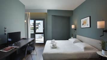 Habitación superior con 1 cama doble o 2 individuales | Vistas a la ciudad