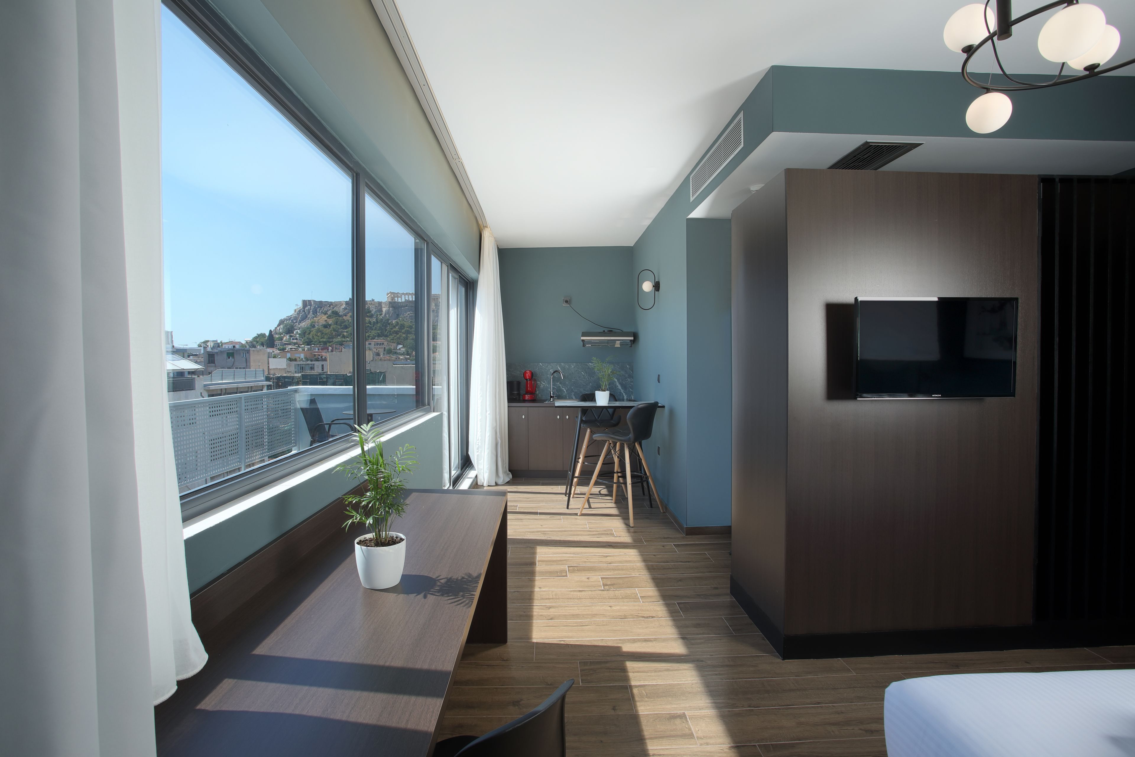deluxe room, balcony (acropolis view) | private kitchen