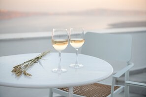 Outdoor dining - Veranda View - Adults Only (Santorini)