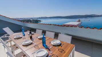 Deluxe Apartment, Sea View | View from room