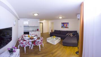 Deluxe Villa, Private Pool | Living area | Flat-screen TV