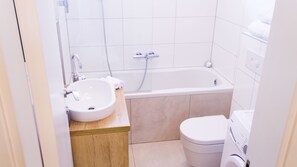 Villa – deluxe, privat basseng | Bad | Hårføner, bidé, håndklær og såpe