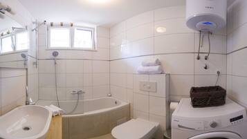 Deluxe Villa, Private Pool | Bathroom | Hair dryer, bidet, towels, soap