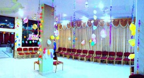 قاعة الولائم والاحتفالات
