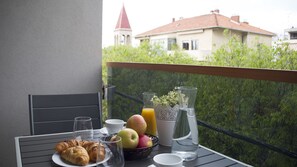 Balcony - Presidential Suites Chica Cure (Split)