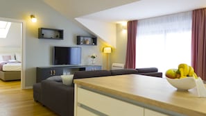 Deluxe Apartment, Sea View | Living area | Flat-screen TV - Presidential Suites Chica Cure (Split)