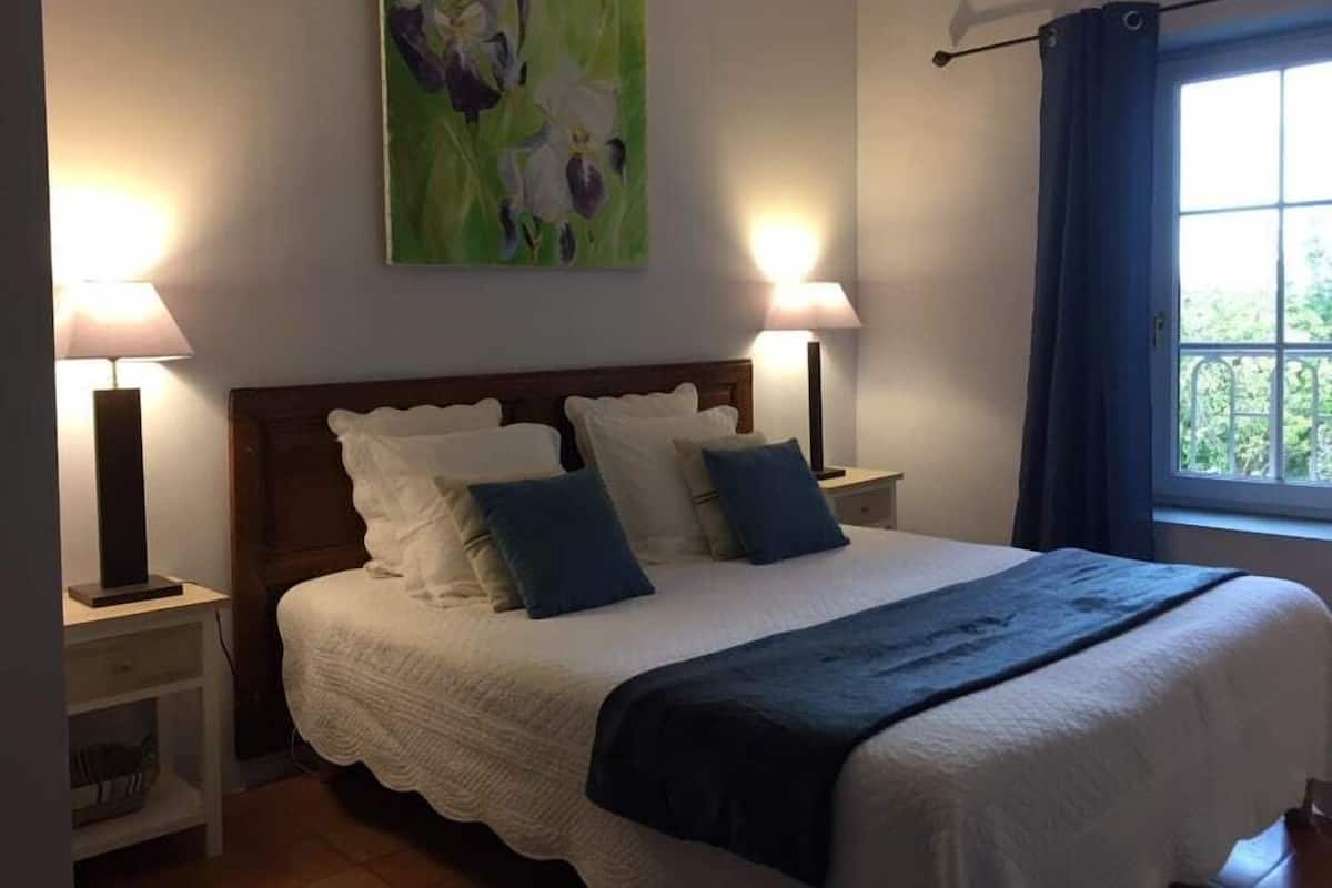 Biancheria da letto di alta qualità, ferro/asse da stiro, Wi-Fi gratuito