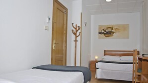 Unclassified image, 2 of 28, button - Jero Rooms (Valencia)