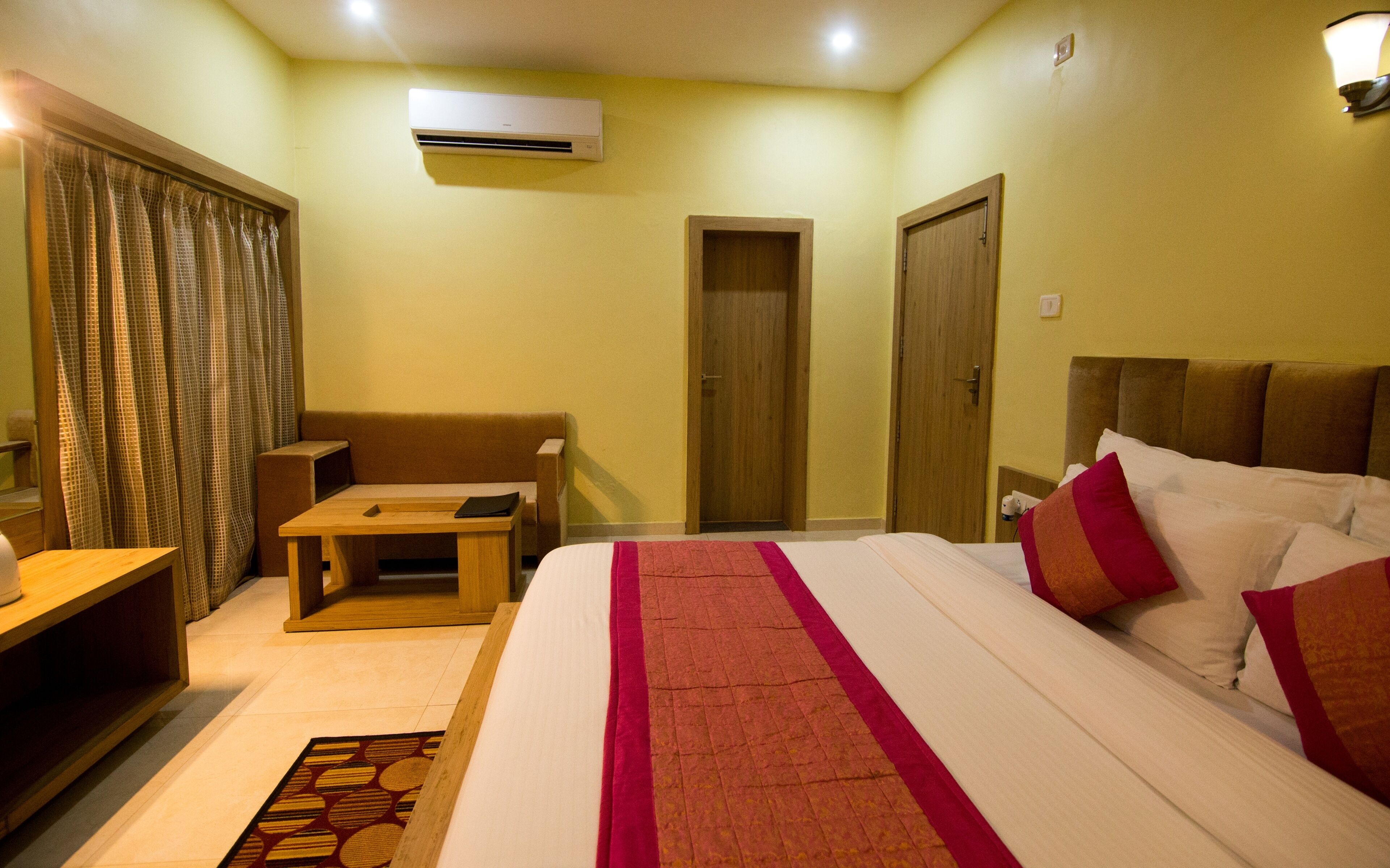 Deluxe Double Room | Premium bedding, in-room safe, soundproofing, iron/ironing board