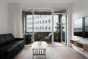 Apartemen Premier, 2 kamar tidur, 2 kamar mandi | Area keluarga | TV layar datar dan lantai berpemanas