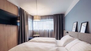 Blackout curtains, free WiFi, bed sheets - Harrys Home Salzburg (Salzburg)
