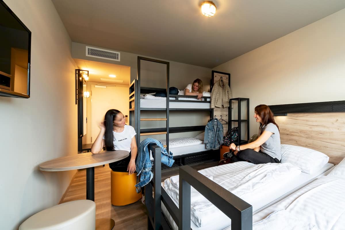 Blackout drapes, WiFi (free), bed sheets