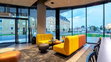 Sala de estar en el lobby