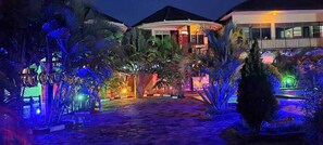 Exterior - Source of the Nile Suites (Jinja)