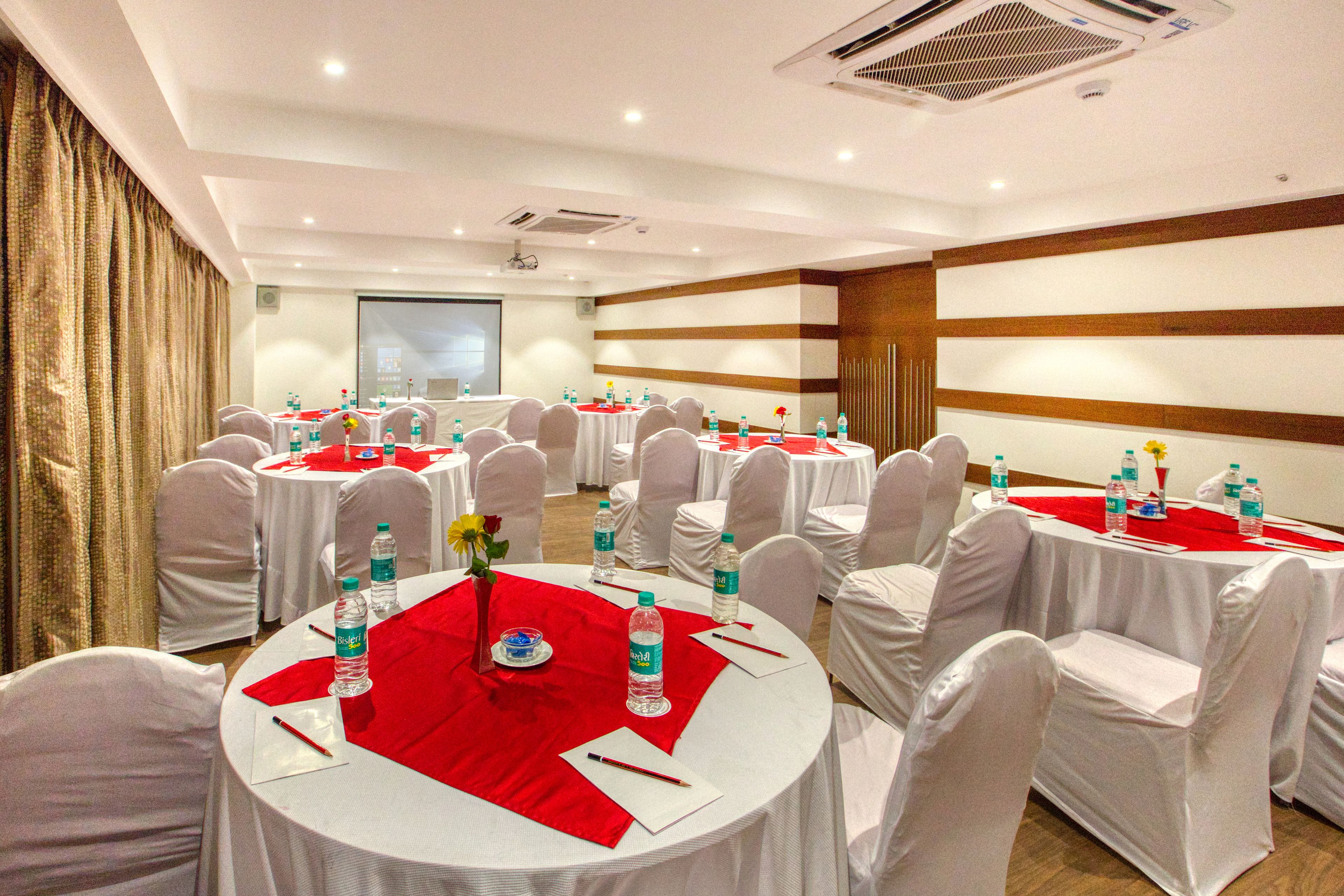 Foto - 7 Apple Hotel - Viman Nagar Pune