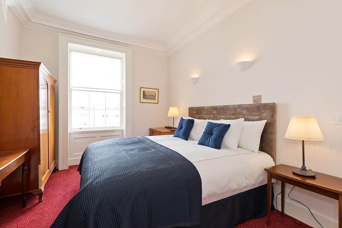 The Grafton Suite | 2 bedrooms, individually decorated, individually furnished, desk