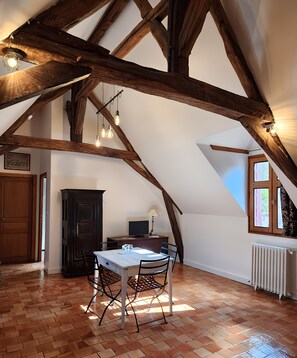 Bedroom 4 | 1 bedroom, individually decorated, individually furnished, free WiFi
