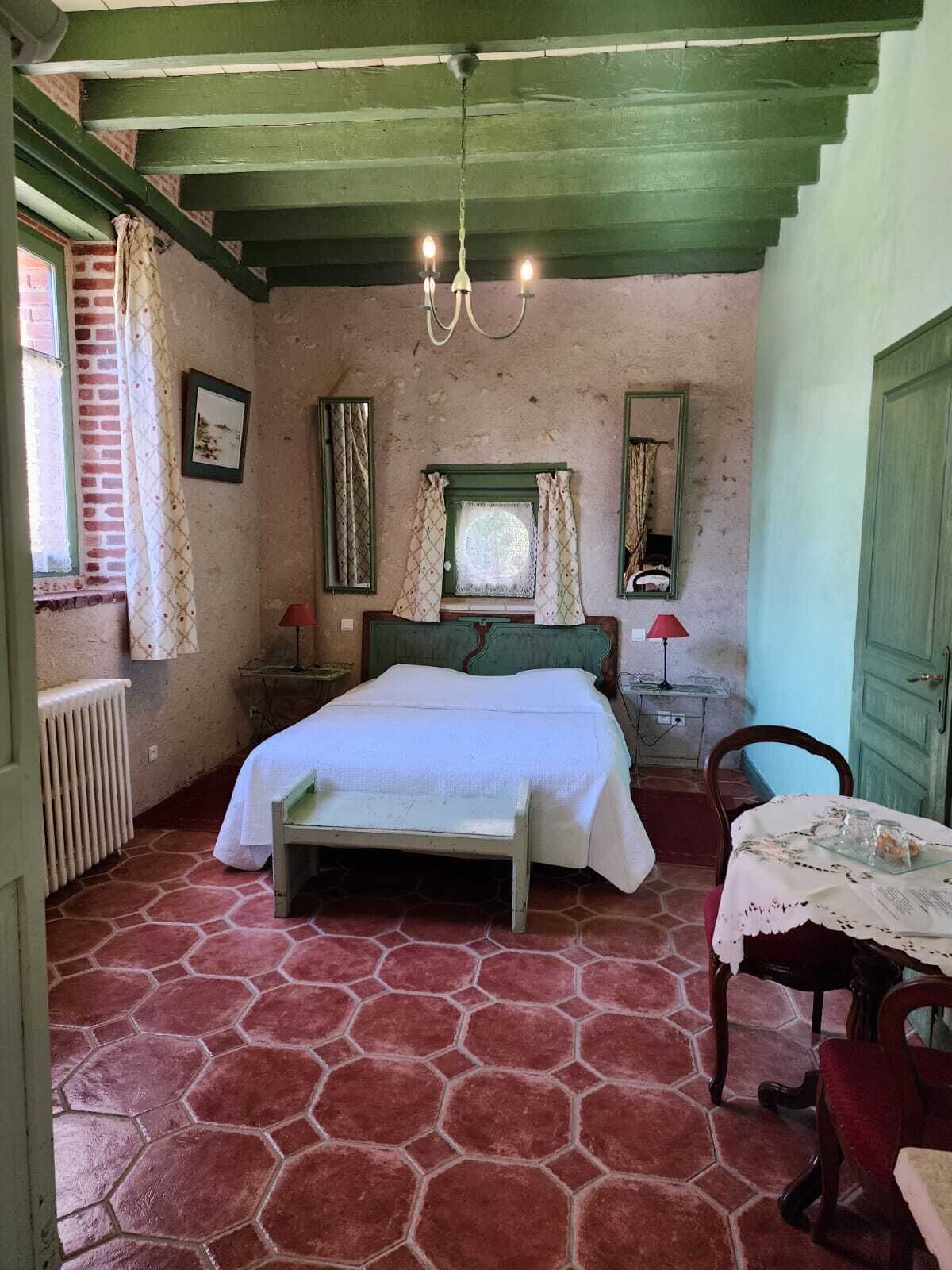 Bedroom 1 | Décoration personnalisée, ameublement personnalisé, Wi-Fi gratuit