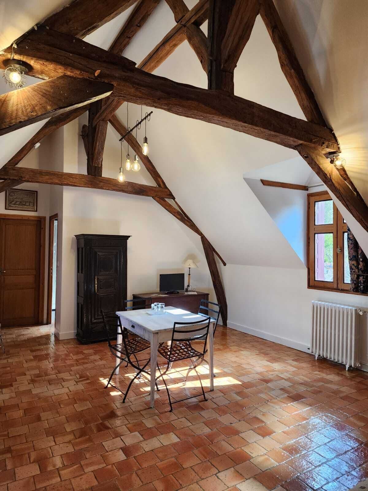 Bedroom 4 | Individually decorated, individually furnished, free WiFi, bed sheets