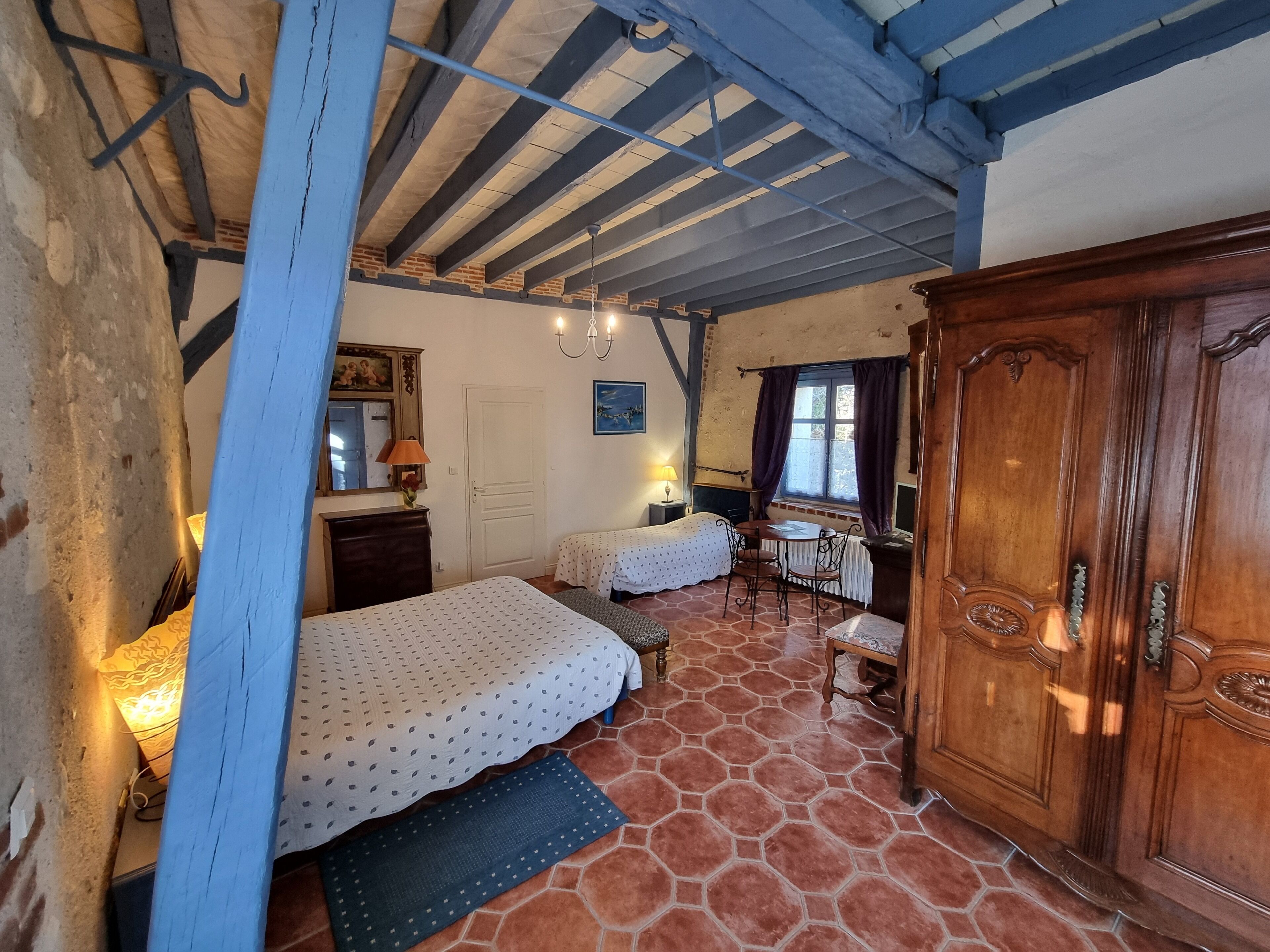 Bedroom 2 | Décoration personnalisée, ameublement personnalisé, Wi-Fi gratuit