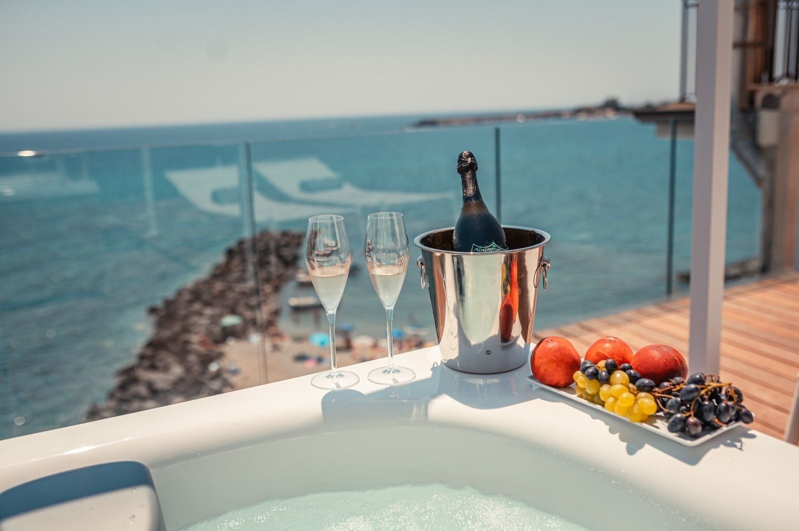 Suite Junior (NAUTILUS) | Vue de la chambre