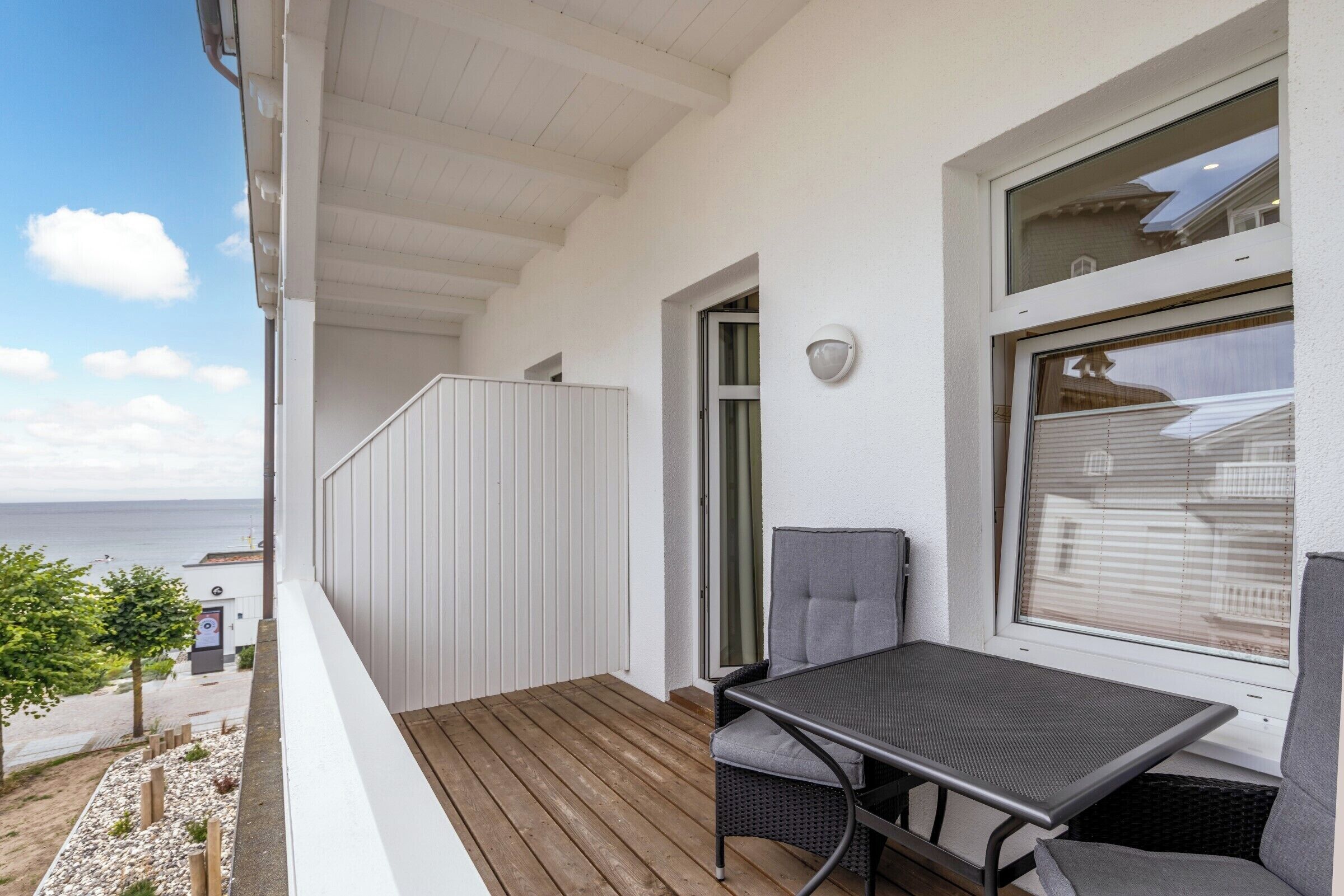 double room, balcony, partial sea view | balcony