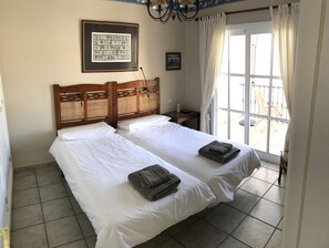 2 camere, ferro/asse da stiro, Wi-Fi gratuito, lenzuola