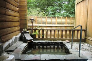 Spa - Log Pension Pepe Rosso (Nasu)