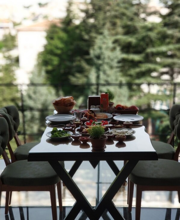 Desayuno buffet incluido todos los días