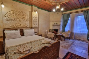 Egyptian cotton sheets, premium bedding, minibar, desk - Feel Cappadocia Stone House (Nevsehir)
