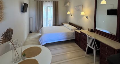 Olive Garden Studios & Apts