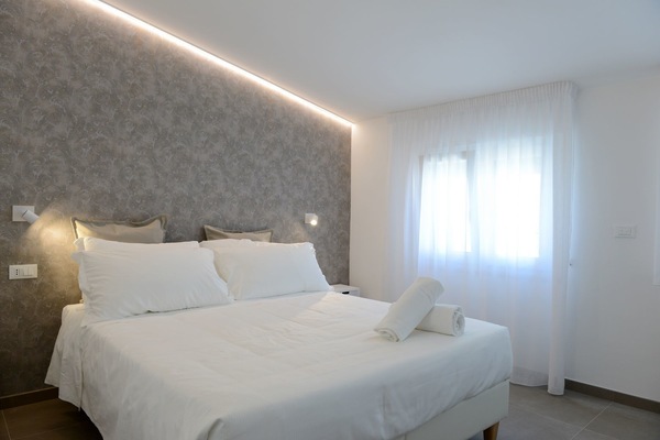 Minibar, in-room safe, individually decorated, individually furnished