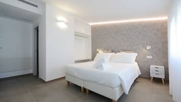 Minibar, caixa forta a l'habitació i decoració individual