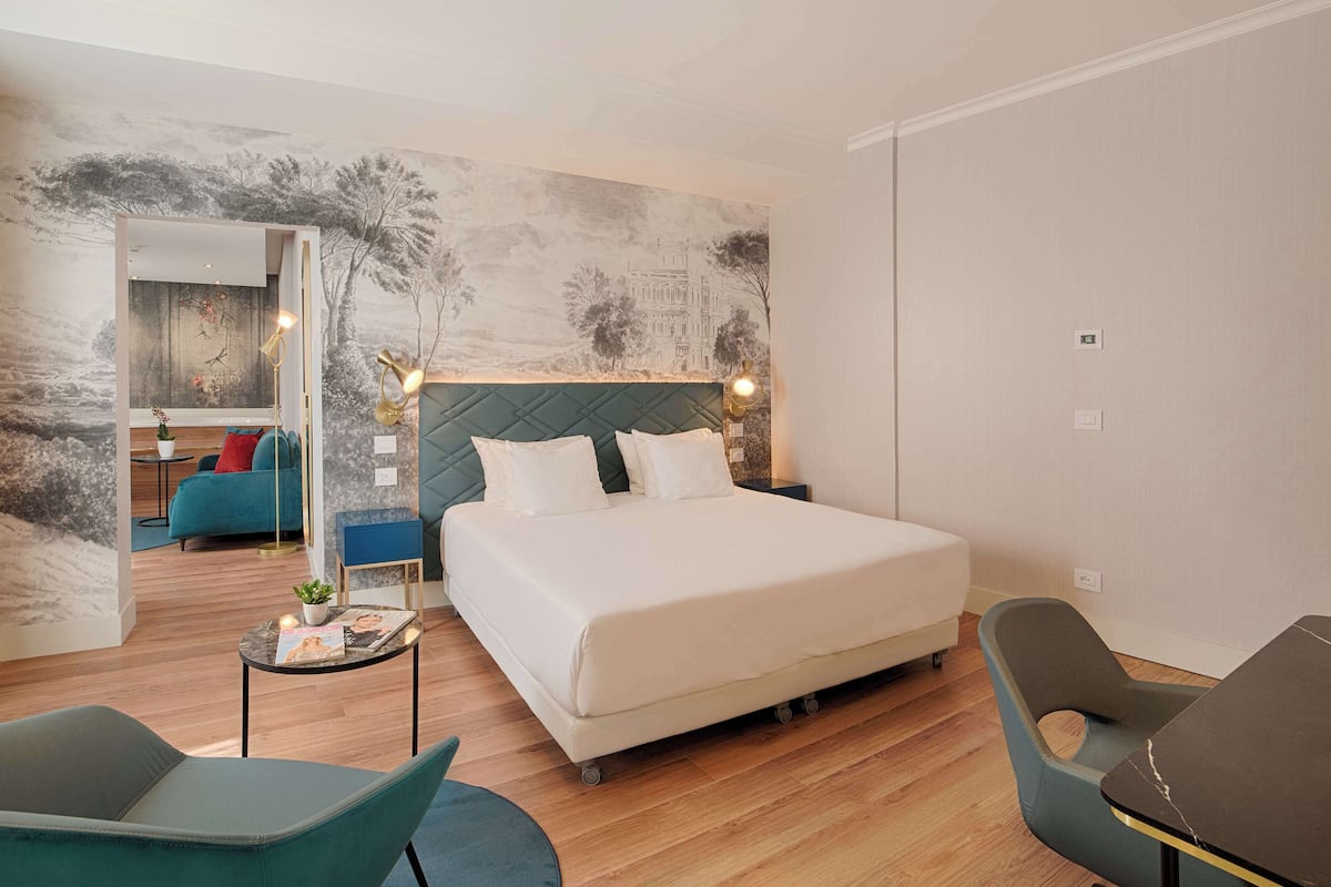 Suite (Fori Imperiali)