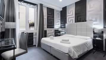 Classic-Doppelzimmer | Daunenbettdecken, Minibar, Schreibtisch, Bettwäsche