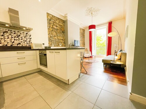 #G3 |The authentic 🏮| T2 downtown | Balcony, tramway